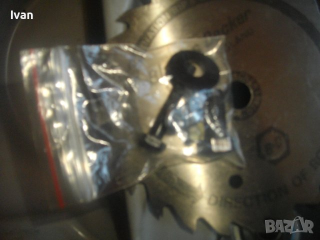 Black Decker D520-Made in ENGLAND-Бормашина С Приставки-Зеге/Циркуляр/Телена Четка/Стяги-Комплект, снимка 9 - Други инструменти - 43070627