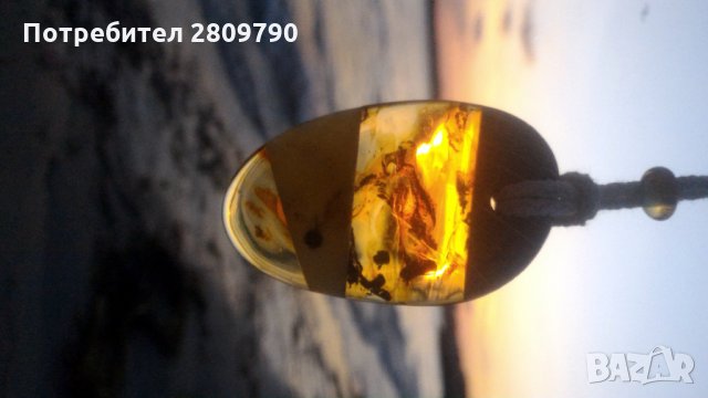 Приказна висулка от естествен балтийски кехлибар / Fabulous Pendant made of Natural Baltic Amber, снимка 18 - Колиета, медальони, синджири - 33332781