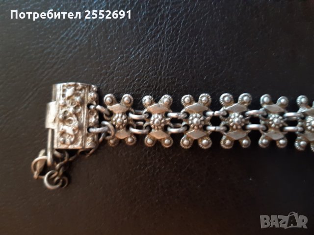 Сребърна гривна , снимка 2 - Антикварни и старинни предмети - 28598670