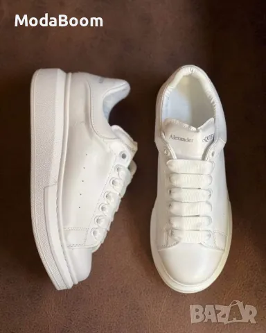 Alexander McQueen Чисто Бели Мъжки Маратонки 