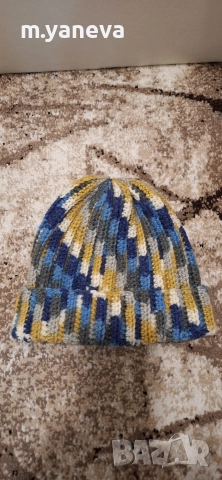 ръчно изплетени топли шапки унисекс, снимка 5 - Шапки - 52873829