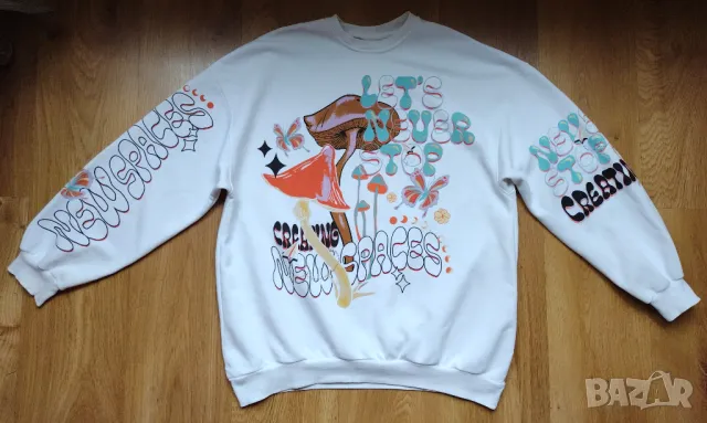 Bershka Oversized - суичър Аниме