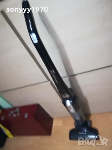 ROWENTA 14,4V LITHIUM-ПРАХУСМУКАЧКА БЕЗ КАБЕЛ 1912241938, снимка 10 - Прахосмукачки - 48408445