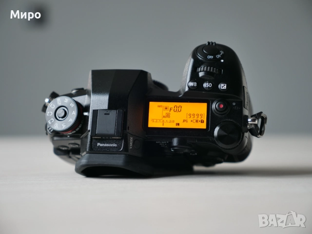 Panasonic G9 [Като нов!] на 1300 кадъра, снимка 3 - Фотоапарати - 52974614