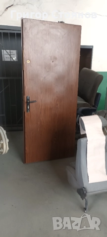 Продавам входна метална врата, снимка 5 - Входни врати - 52886806
