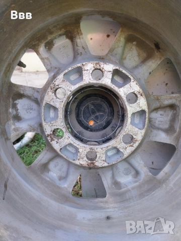 255 70 15 лети джанти за Тойота. , снимка 11 - Гуми и джанти - 52214948