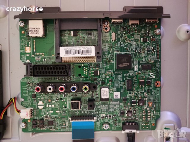 Телевизор Samsung UE32F4000AW със счупен LCD панел., снимка 4 - Телевизори - 43159381