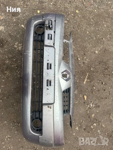 Здрава оригинална предна броня Renault Megane2, снимка 4 - Части - 53506980