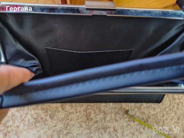 Дамски чанта, снимка 3 - Чанти - 43552173