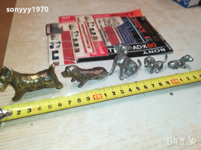 ГЛУТНИЦА-КУЧЕНЦА 0709250833, снимка 2 - Колекции - 51630160