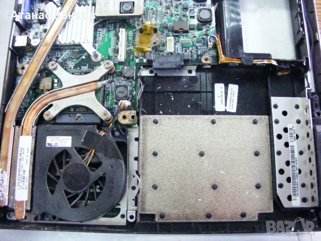 Останки от DELL Inspiron, снимка 8 - Лаптопи за дома - 27735975
