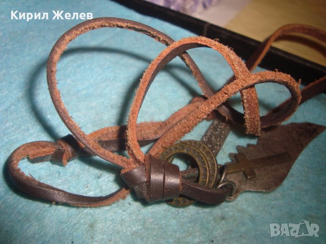 МОДНО АРТ КОЛИЕ ПОСРЕБРЕНО БРОНЗ с КРЪСТЧЕ и ШНУРЧЕ от ВЕЛУР 27121, снимка 9 - Колиета, медальони, синджири - 35078619