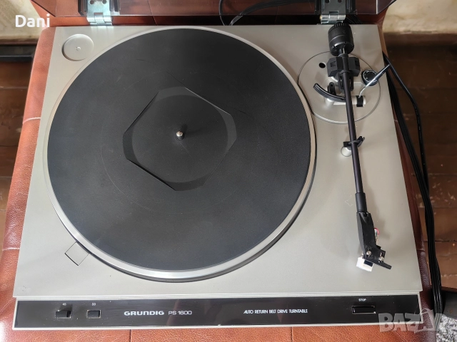Грамофон Grundig PS1600, снимка 2 - Грамофони - 52670651