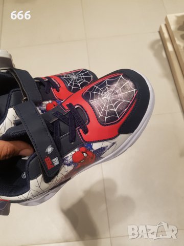 Обувки, снимка 2 - Детски боти и ботуши - 43253237