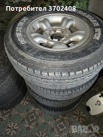 Продавам гуми с джанти 235/75/15 - 6х139,7