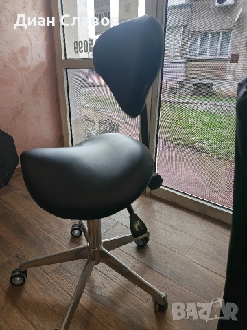 ПРОФЕСИОНАЛЕН СТОЛ ЗА МАНИКЮРИСТИ И КОЗМЕТИЦИ, ЧЕРЕН, снимка 4 - Педикюр и маникюр - 53422640