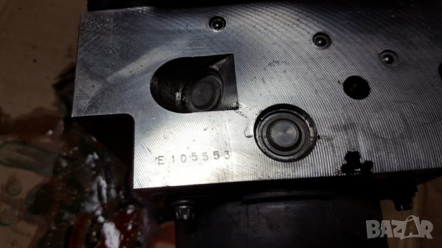 Спирачна помпа Мерцедес W211, снимка 5 - Части - 27170850