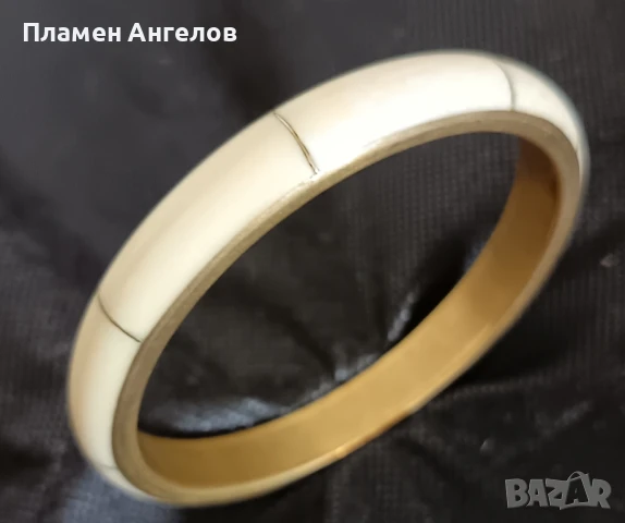 Дамска гривна от костен рог и месинг, снимка 4 - Гривни - 50937884