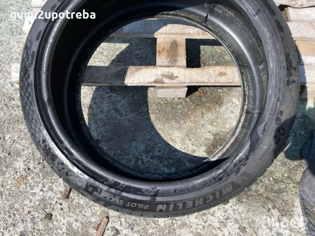 265/35/22 Michelin Pilot Sport 4S 2019г 5,5мм Единичка, снимка 5 - Гуми и джанти - 49817233