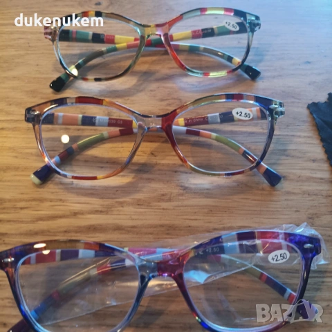 Комплект 5 броя очила за четене, +2.50, леки и удобни, снимка 9 - Слънчеви и диоптрични очила - 53164151