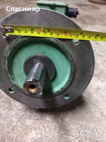 Моторедуктор фланцови 0,18kw на 670 об изхо обор 42, снимка 5 - Електродвигатели - 43702096