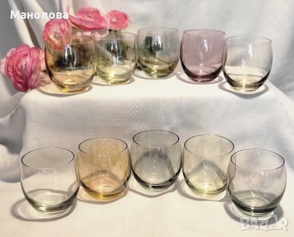 Винтидж стъклен комплект Roly Poly от 10 чаши в различни цветове., снимка 3 - Чаши - 37772802