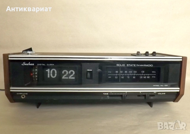 Топ FLIP радио - часовник Saehan RD-100 / Korea, снимка 4 - Радиокасетофони, транзистори - 51750134