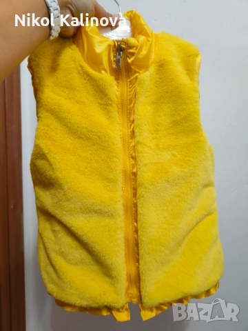 Двулицев елек Mayoral - лимонено жълт, снимка 3 - Детски якета и елеци - 52211901