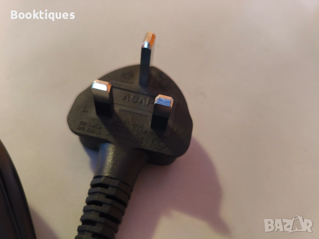 Английски захранващ кабел