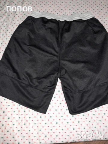 Оригинални Къси панталони Adidas-L, снимка 5 - Къси панталони - 51007329