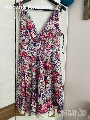 Рокля на Warehouse, 44 размер