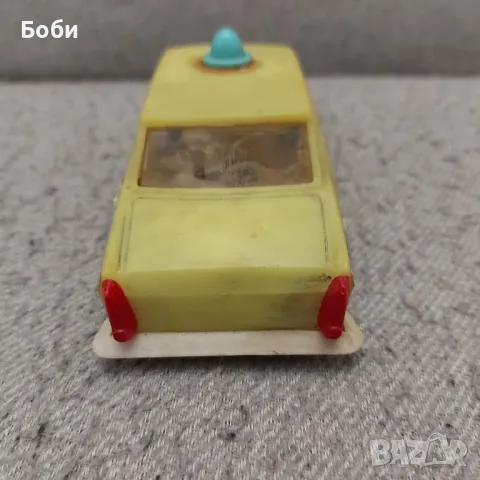 Стара Соц Българска Пластмасова Играчка Москвич Народна Милиция, снимка 9 - Колекции - 48930712