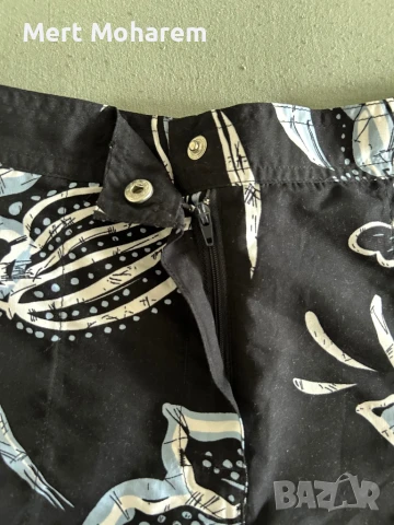 Дамски къси панталони като нови, размер 46, флорален принт, снимка 4 - Къси панталони и бермуди - 50852475