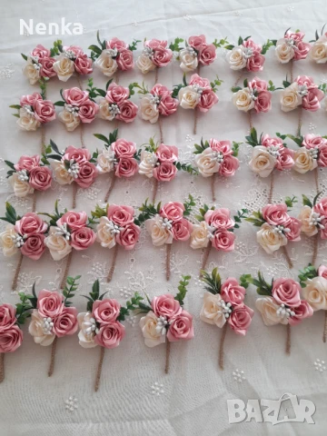 Сватбени бутониери , снимка 14 - Сватбени аксесоари - 50778272