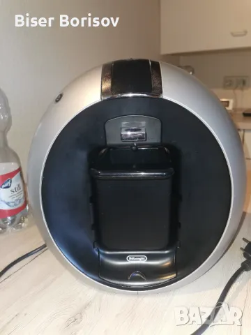 Кафемашина, Krups Dolce Gusto със стойка бонус , снимка 3 - Кафемашини - 49448346