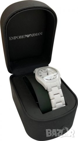 Оригинален дамски часовник Emporio Armani AR1405 Ceramica, снимка 4 - Дамски - 37754048