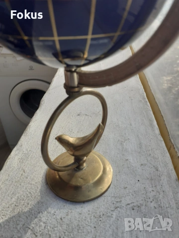 Глобус с инкрустирани полускъпоценни камъни лапис седеф др., снимка 2 - Антикварни и старинни предмети - 53353875