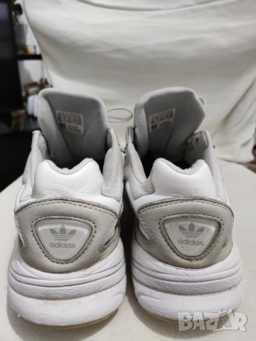 Оригинални Аdidas Originals FALCON, снимка 4 - Маратонки - 35149306