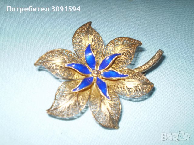  1930г майсторска сребърна брошка цвете проба 835 филигран емаил позлата , снимка 8 - Антикварни и старинни предмети - 36875765