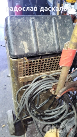 Зарядно за 12 24 волта