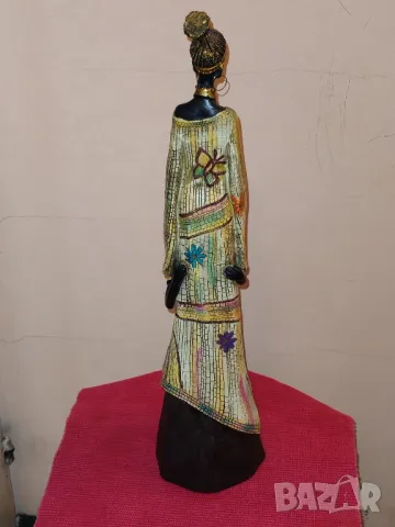 Статуетка на африканска жена с дете. , снимка 4 - Статуетки - 50026502