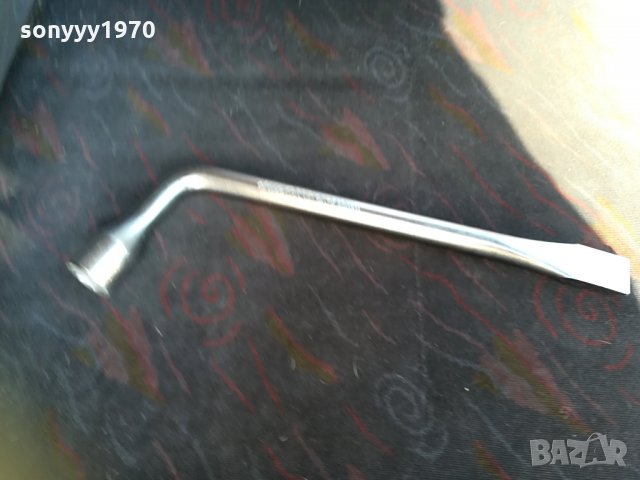 ключ гуми 19мм усилен 2104211055, снимка 3 - Аксесоари и консумативи - 32628384