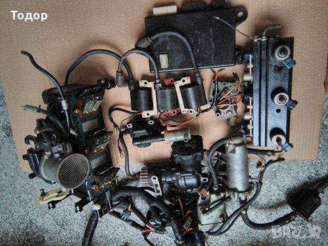 Продавам извънбордов д-л TOHATSU-40HP supra 2002г, за части, внос от Италия , снимка 4 - Воден транспорт - 27690285