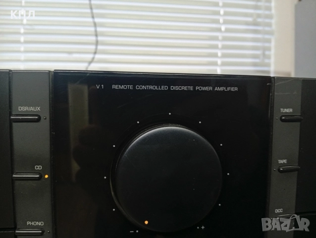 Усилвател Grundig FineArts V-1 , снимка 3 - Ресийвъри, усилватели, смесителни пултове - 52952101