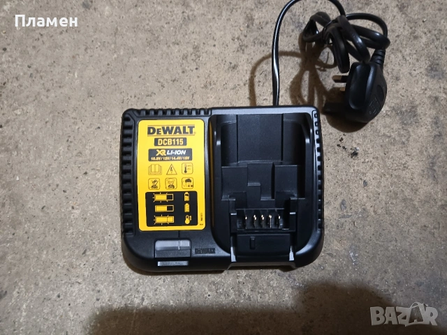 Зарядно Dewalt dcb115