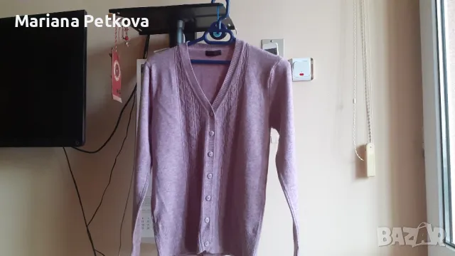 Вълнена жилетка с шевици, снимка 2 - Жилетки - 48311245