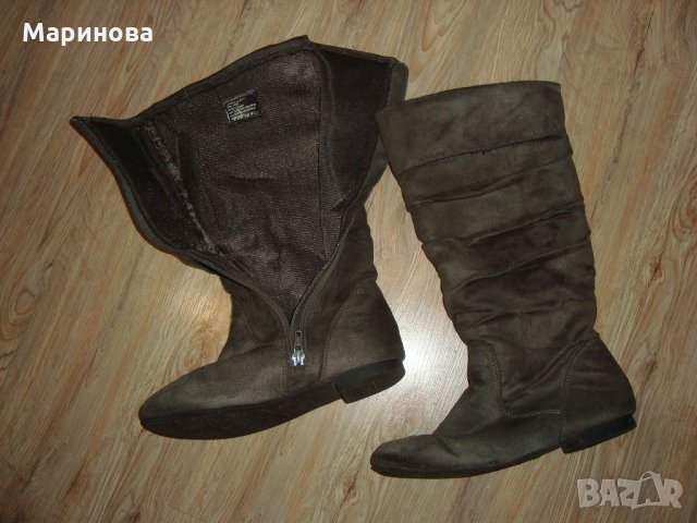 Отлична Рокля Париж/Лондон 140 р-р, снимка 8 - Детски рокли и поли - 27454292