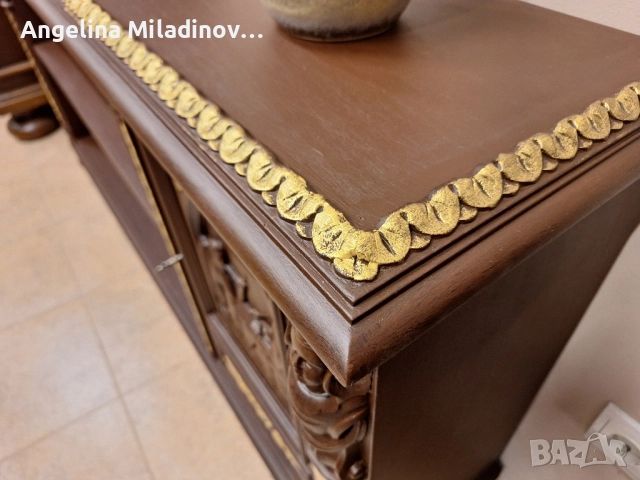 Комод, скрин, библиотека с богата дърворезба , снимка 7 - Шкафове - 52551620