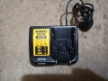 Зарядно Dewalt dcb115, снимка 1