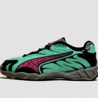 Оригинални маратонки на PUMA Inhale Medusa! 37.5, снимка 1 - Маратонки - 28194952